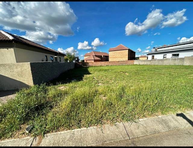 424M² VACANT LAND FOR SALE IN BENDOR